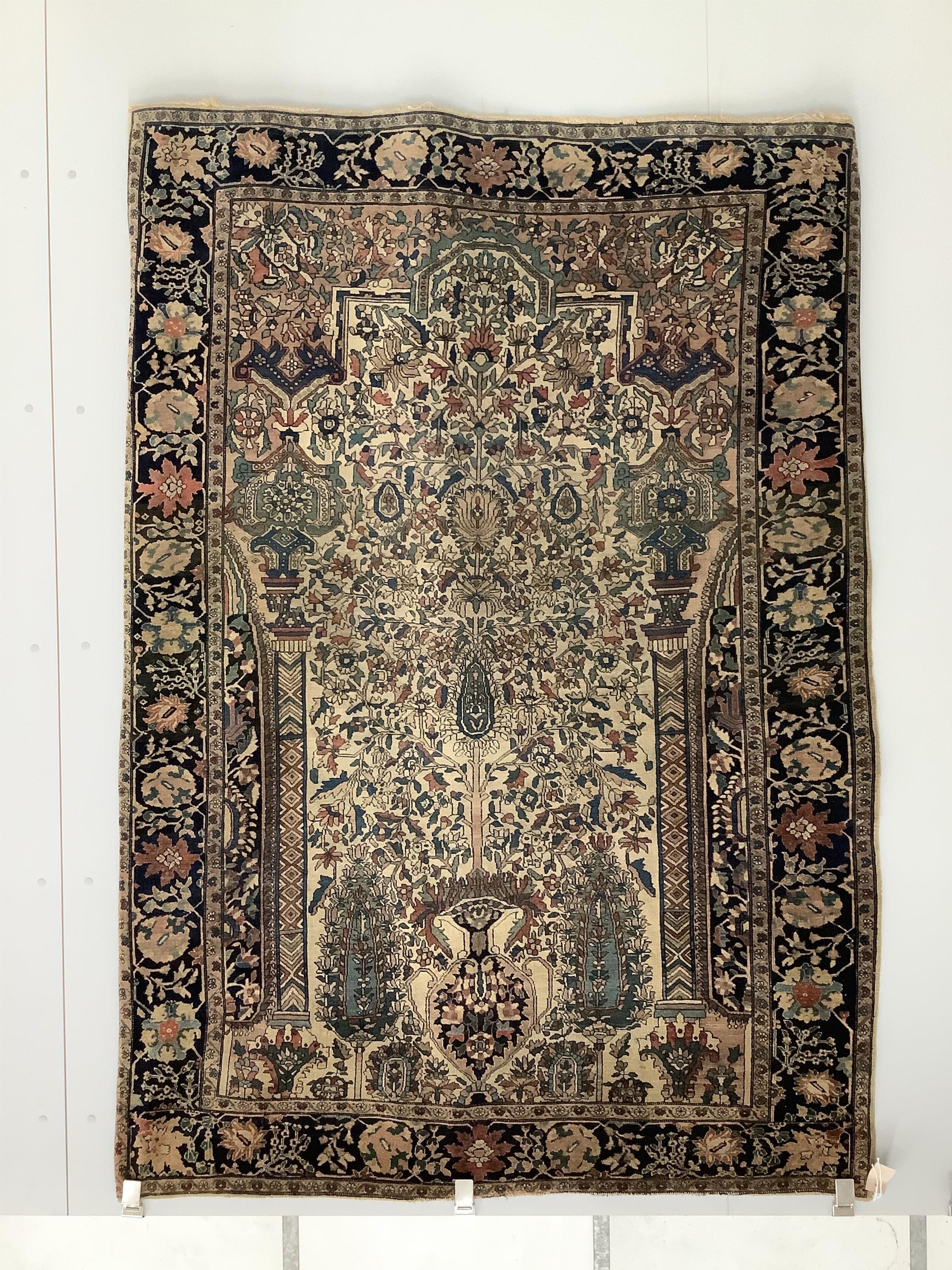 An Isphahan tree of life prayer rug, 192 x 138cm